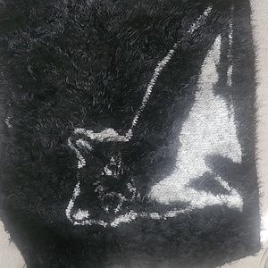 Black guess sweater XS